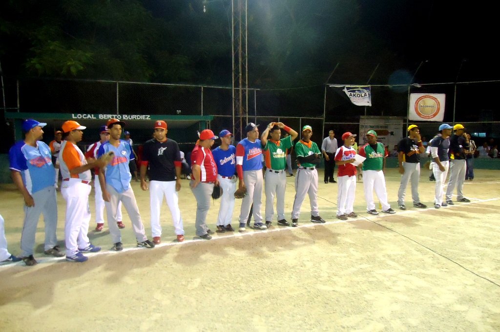 Equipo de mocanos de aqui